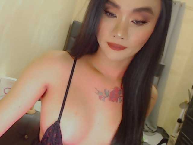 yourqueenmika