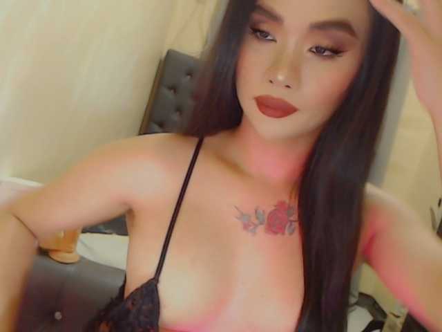 Yourqueenmika