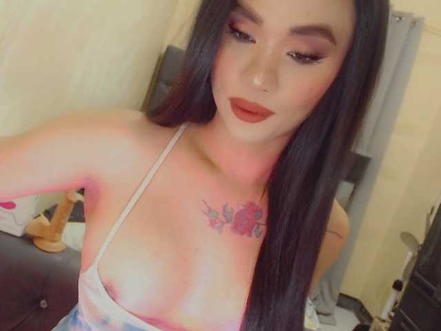 yourqueenmika