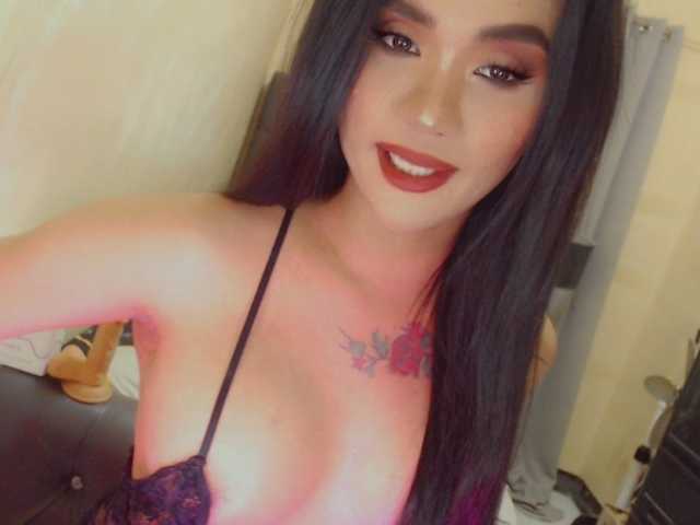 yourqueenmika