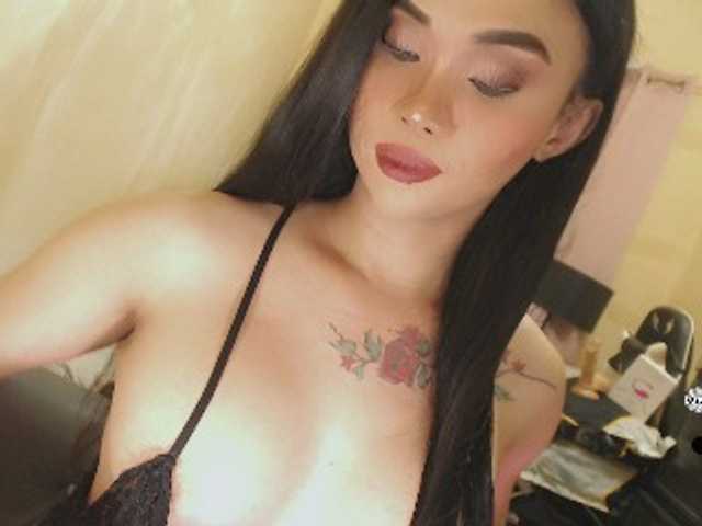 SeductiveBombshellx live webcam show
