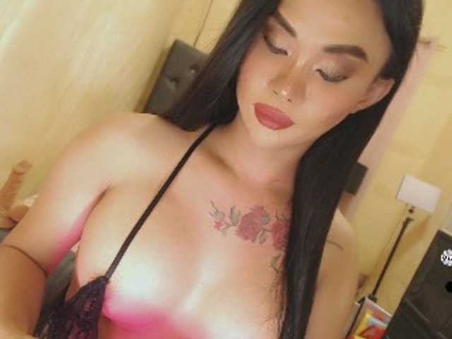 yourqueenmika