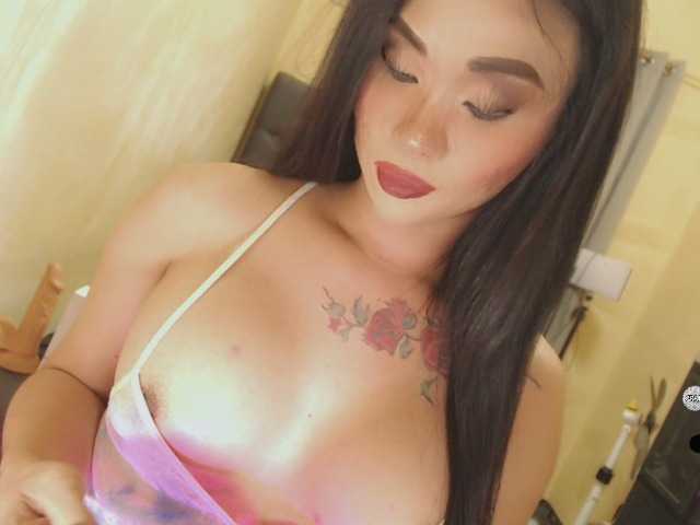 yourqueenmika