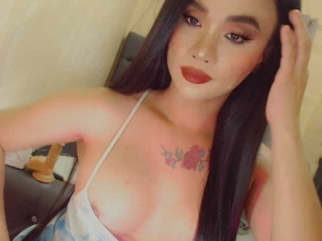 yourqueenmika
