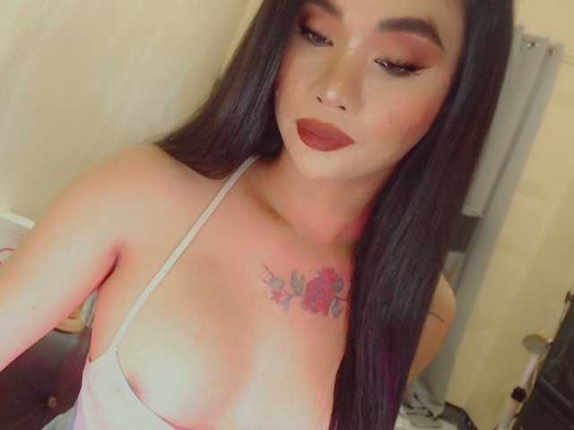 yourqueenmika