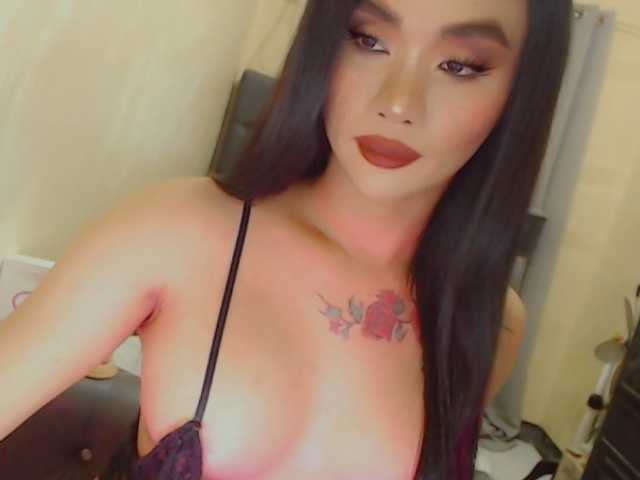 yourqueenmika