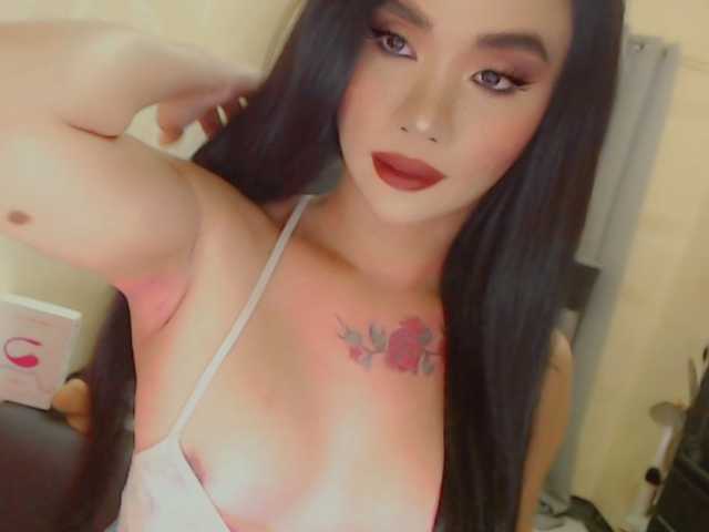 yourqueenmika