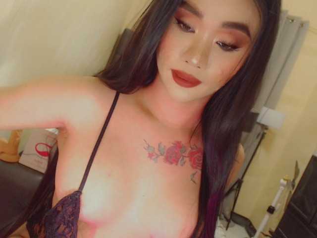 yourqueenmika