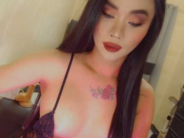 yourqueenmika