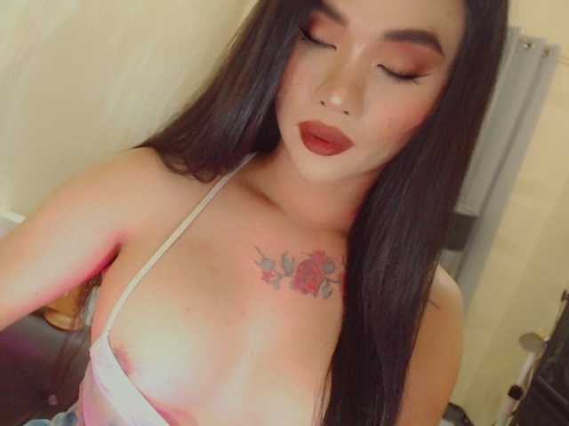 yourqueenmika