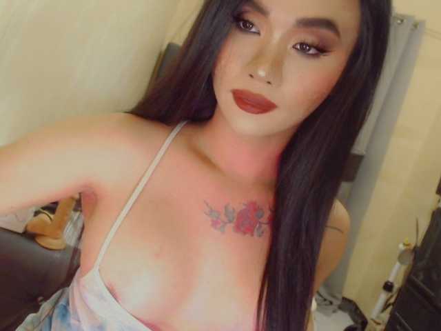 yourqueenmika