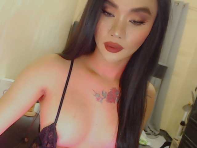 yourqueenmika