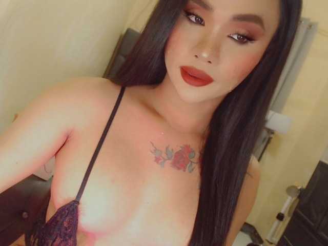 yourqueenmika