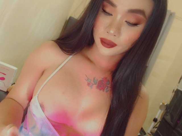 yourqueenmika