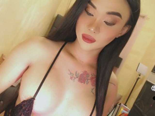 yourqueenmika
