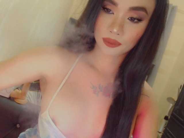 yourqueenmika