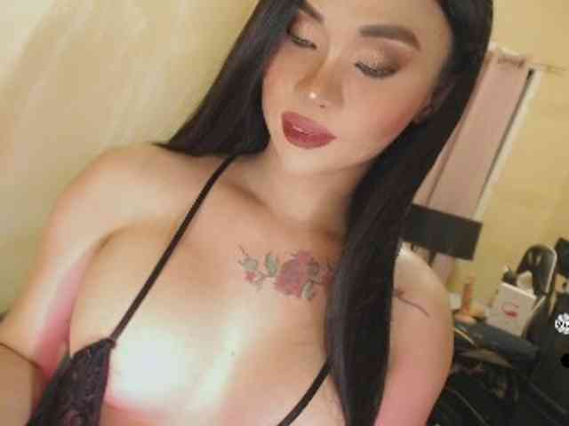 yourqueenmika Sex Cam Show