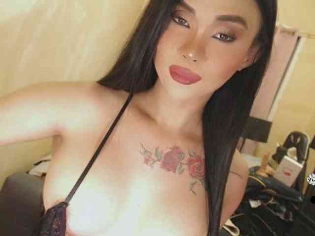 yourqueenmika Sex Cam Show