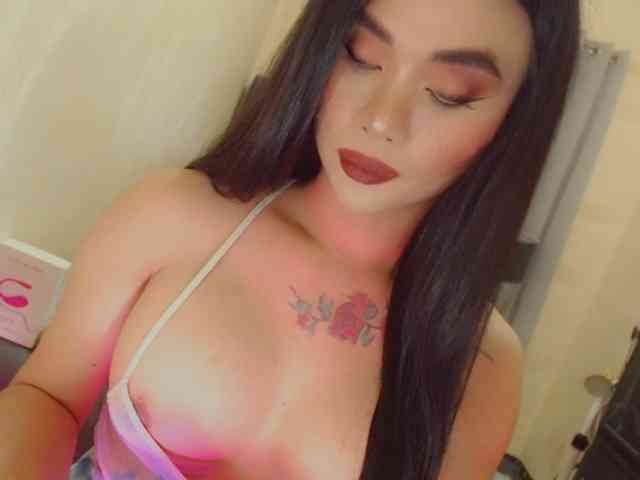 SeductiveBombshellx