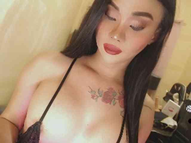 yourqueenmika yourqueenmika