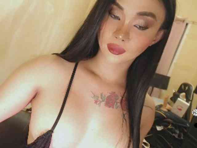 yourqueenmika Sex Cam Show