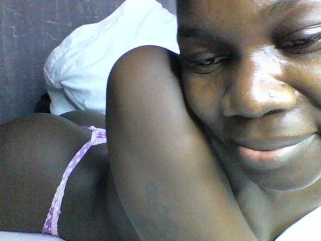 Sweetchocolate live cam on BongaCams
