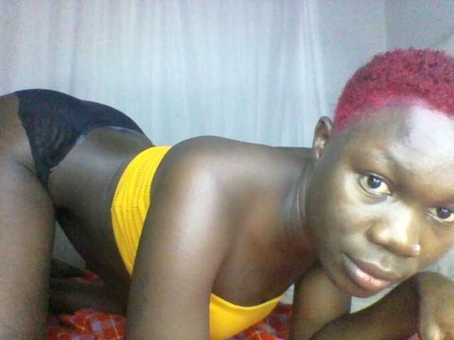 Sweetchocolate live cam on BongaCams