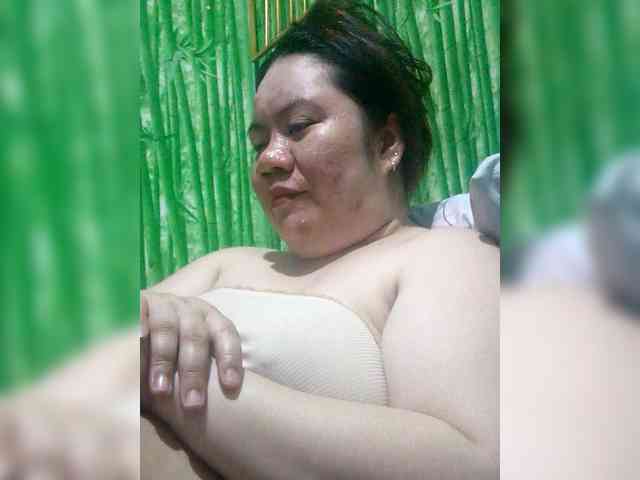 Swallowtits69 webcam