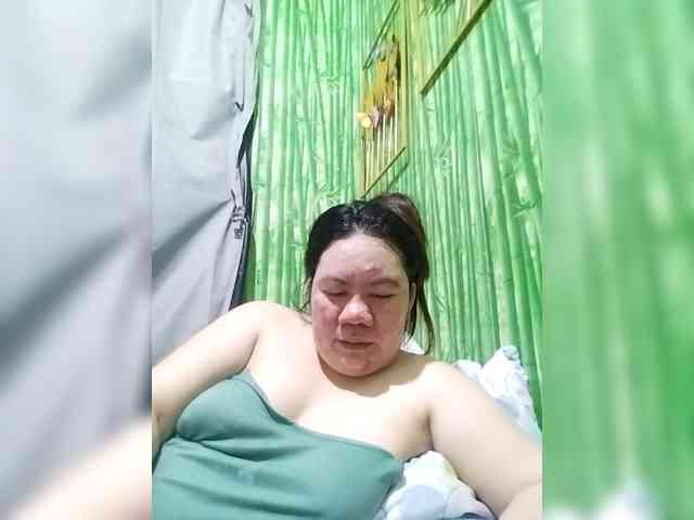 Swallowtits69 webcam