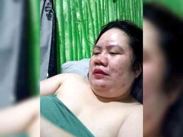 Swallowtits69 webcam