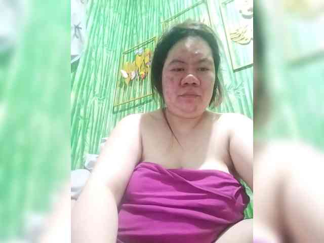 Swallowtits69 webcam
