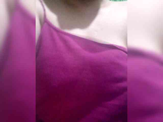Swallowtits69 webcam