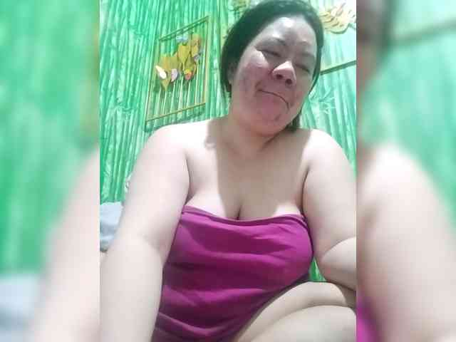 Swallowtits69 webcam