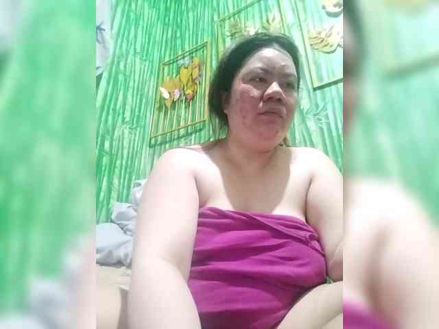 Swallowtits69 webcam