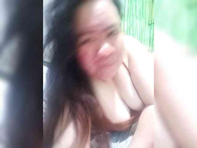 Swallowtits69 webcam