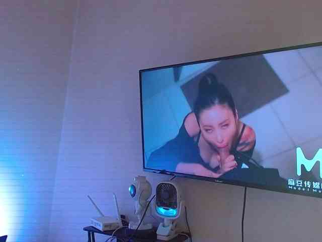 Xxxhot29 webcam