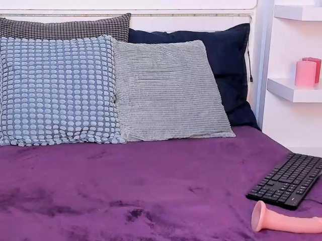 KristalWilder live cam on BongaCams