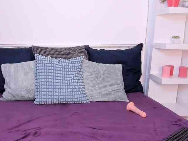 KristalWilder webcam