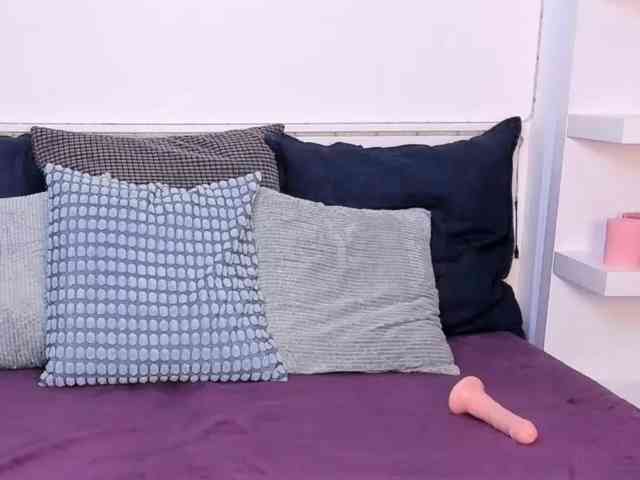 KristalWilder webcam