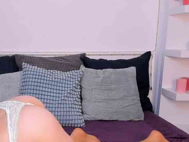 KristalWilder webcam