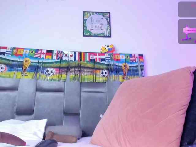Lia-johnsonn webcam