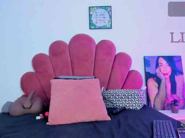 Lia-johnsonn webcam