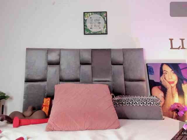 Lia-johnsonn webcam