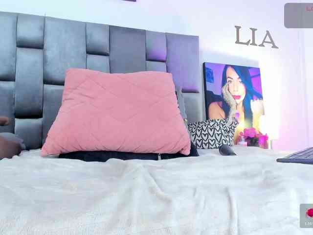 Lia-johnsonn webcam