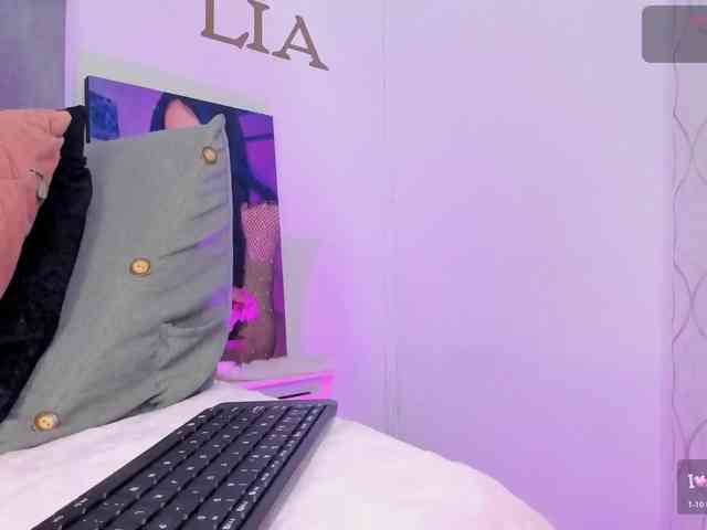Lia-johnsonn webcam