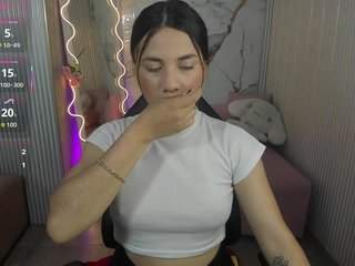 Chiara-tay