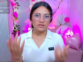 Chiara-tay