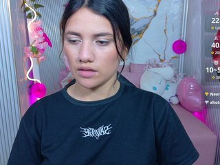 Chiara-tay
