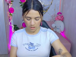 Chiara-tay Porn Show