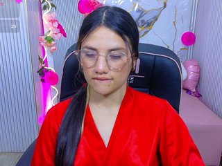 Chiara-tay